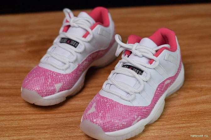 Air AH7860-106 Pink Snakeskin WMNS 11 Low Jordan 1022